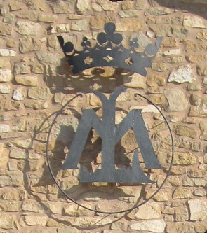 Murrieta 的 logo