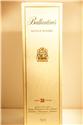 圖20 BALLANTINE'D AGED 30 YEARS 外盒獨照.