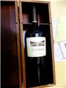 1997 VIADER Vineyards Proprietary Red Wine Napa ，2000年Wine Spectator 100大葡萄酒第2，WS：97分，光是這些頭銜酒足夠令人流口水了，在一家巷子內的進口商買到這瓶酒的，1997年的美國Cabernet Sauvignon 好到翻天，絕對不輸美國超級經典的1994年~~ Wine Spectator 97