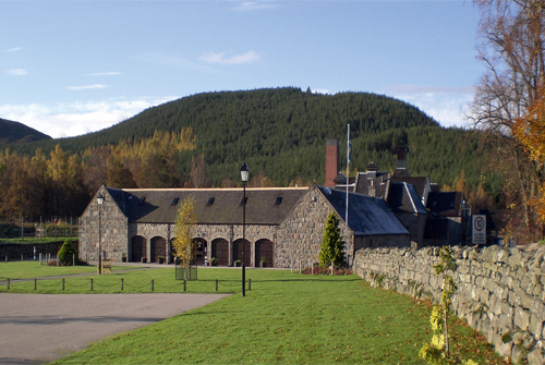 E_royal-lochnagar.jpg