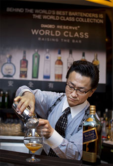 WORLD-CLASS_0517_4.jpg