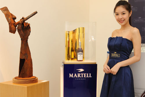Martell_1117_3.jpg