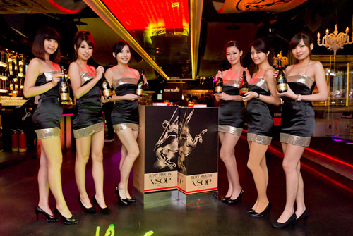 Gold-Party_1221_3.jpg