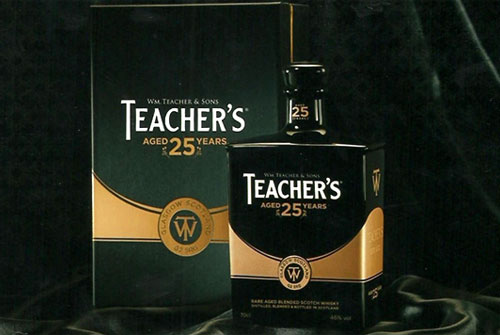 Teacher_1214_3.jpg