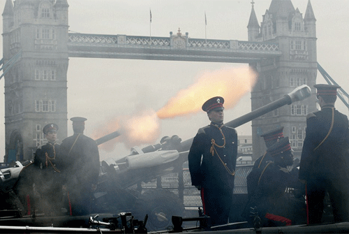 Royal_0426_1.gif