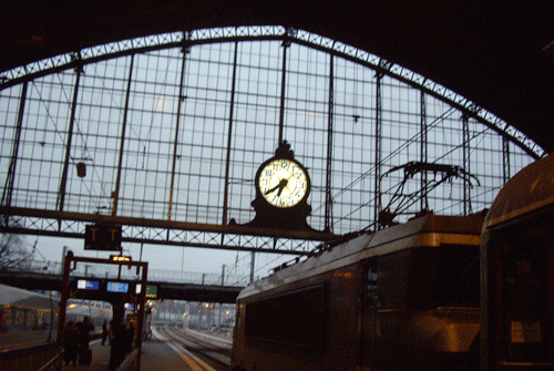 France_0504_1.gif
