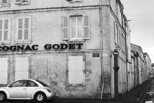 France_0504_4.gif