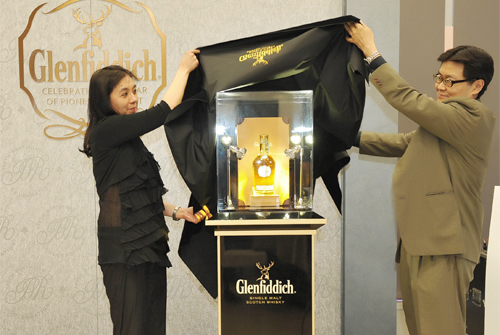 Glenfiddich-Janet_0604_2.jpg
