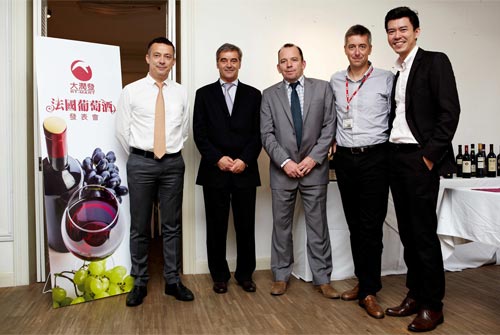 rt-mart_1029_1.jpg
