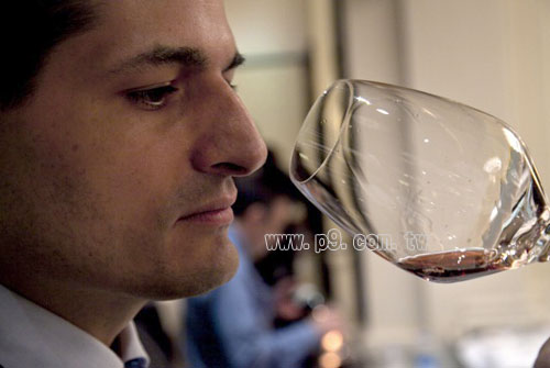 Galloni_0429_1.jpg