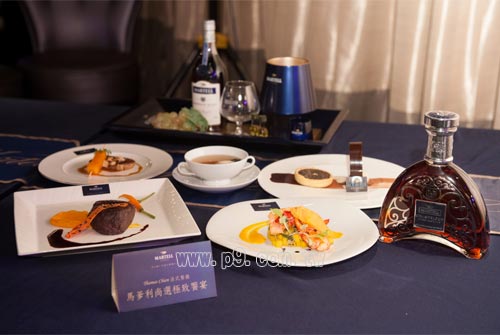 Martell_0403_2.jpg