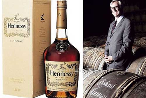 hennessy_0607.jpg