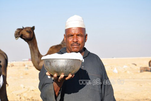 camel-milk_0725_1.jpg
