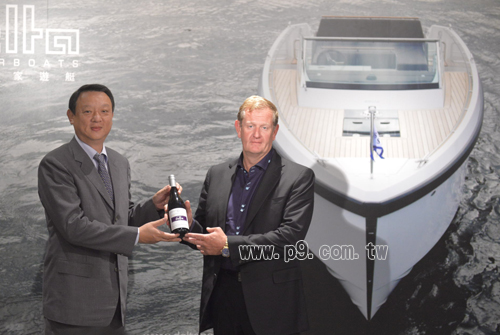Delta-Powerboats_0808_1.jpg