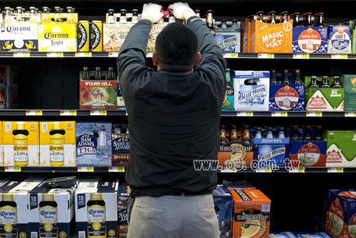 Wal-Mart_0828_1.jpg