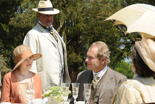 Downton_1112_2.jpg