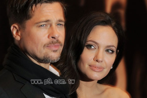 Angelina-Jolie_0320_2.jpg