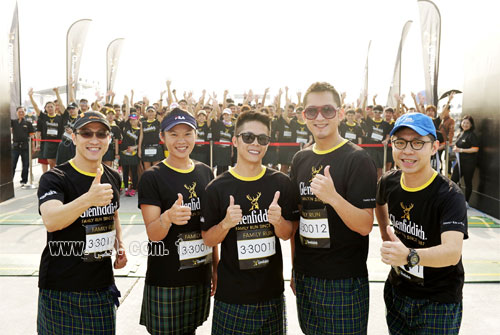 Family-Run_20140414_1.jpg