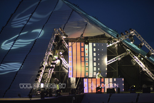 GOLDEN_20140729_2.jpg