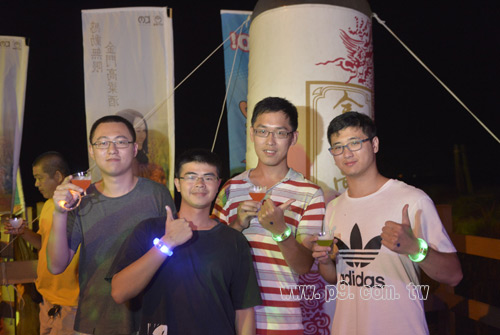 GOLDEN_20140729_5.jpg