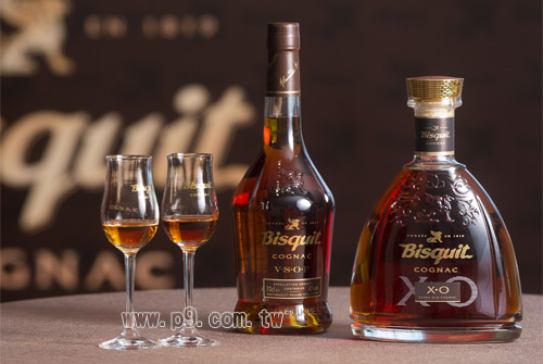 Bisquit_0804_6.jpg