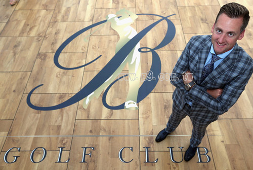Ian-Poulter_0902_2.jpg
