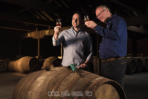 Redbreast_20180618_3.jpg