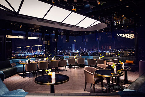 INGESBarGrill_1219_05.jpg