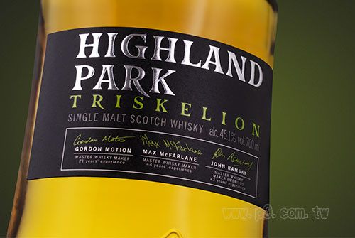 Triskelion_0102_3.jpg