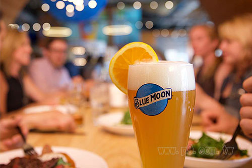 Blue-Moon_0420_8.jpg