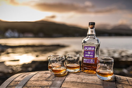 jura_0818_2.jpg