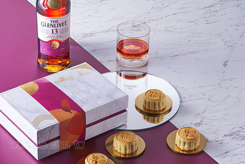 mooncake_0828_1.jpg