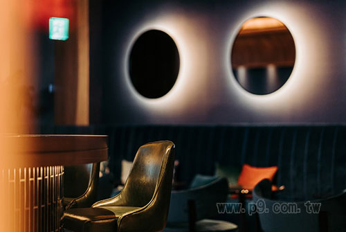 COZZI-Blu_1005_4.jpg