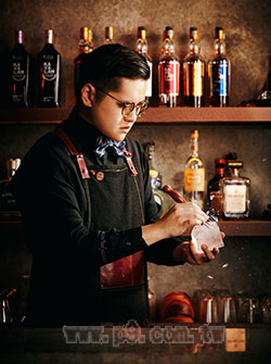 Light-It-Up_1204_4.jpg
