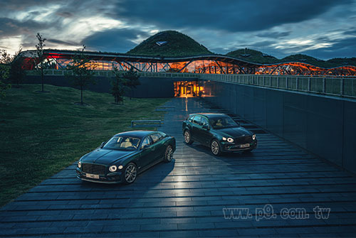 Bentley_0708_1.jpg
