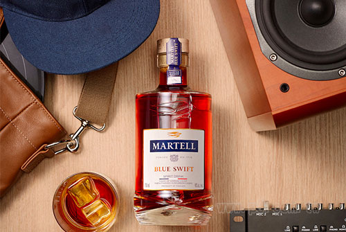 Martell_0715_3.jpg