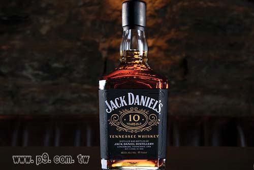 Jackdaniel_0908_2.jpg