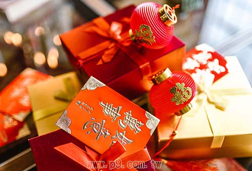 0201_gift_1.jpg