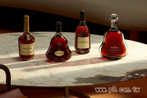 0531_hennesy_1.jpg