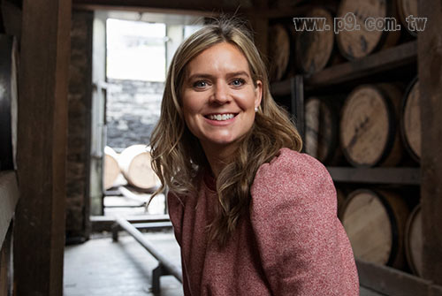 0213_woodford_1.jpg