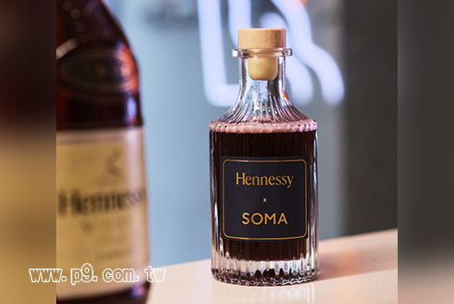 0519_hennesy_3.jpg