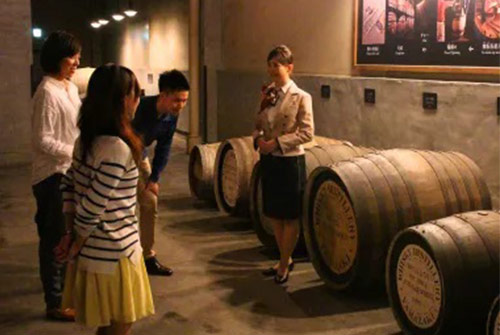 1018_yamazaki_1.jpg