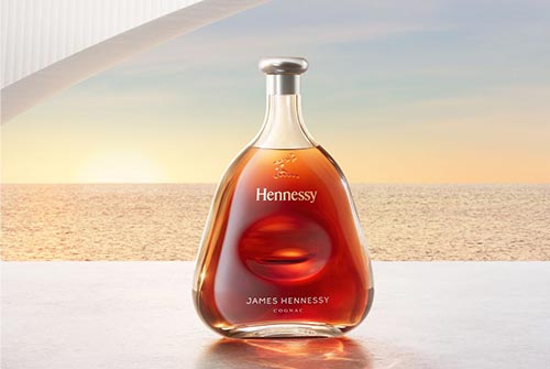 0920_Hennessy_1.jpg