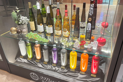 0606_bottlesco_3.jpg