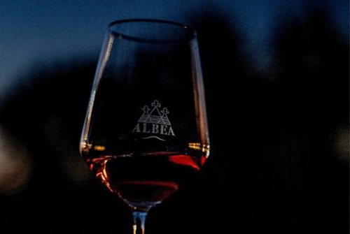 0819_wine_1.jpg