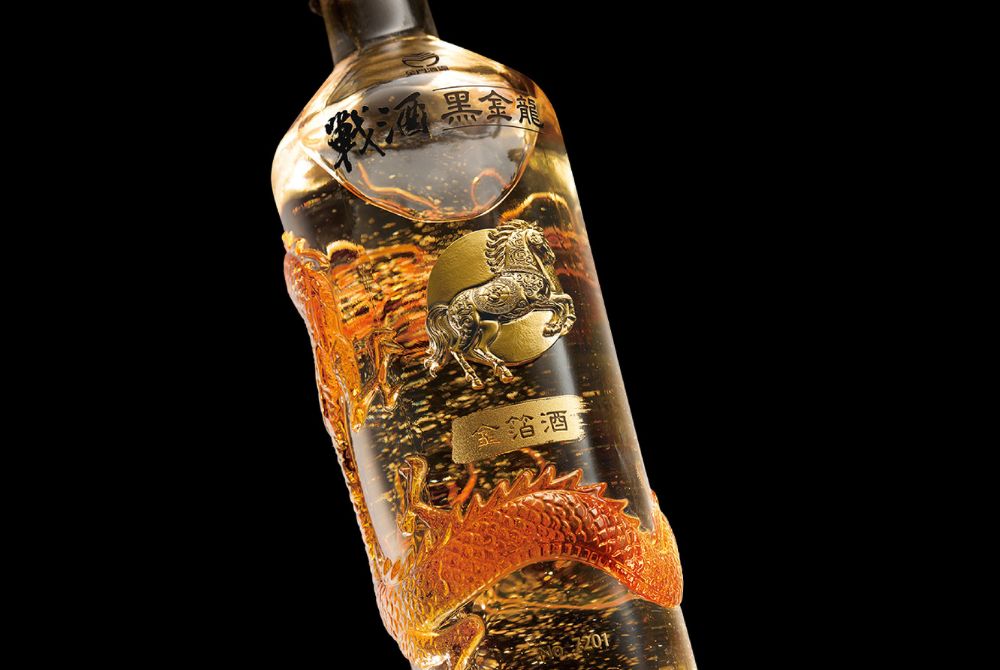 0907_戰酒黑金龍3.6L龍馬金神限量登場1.jpg