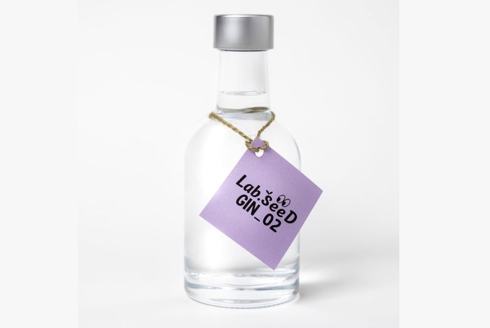 1008_大吉嶺紅茶 薰衣草的異國港都香氣！白鶴酒造發表「Lab. SeeD GIN_02」2.jpg