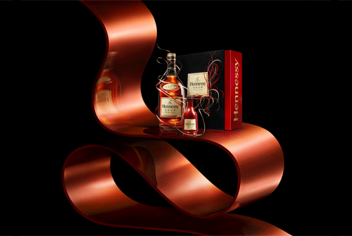 Hennessy_0824_1.gif