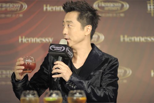 Hennessy_0929_6.jpg
