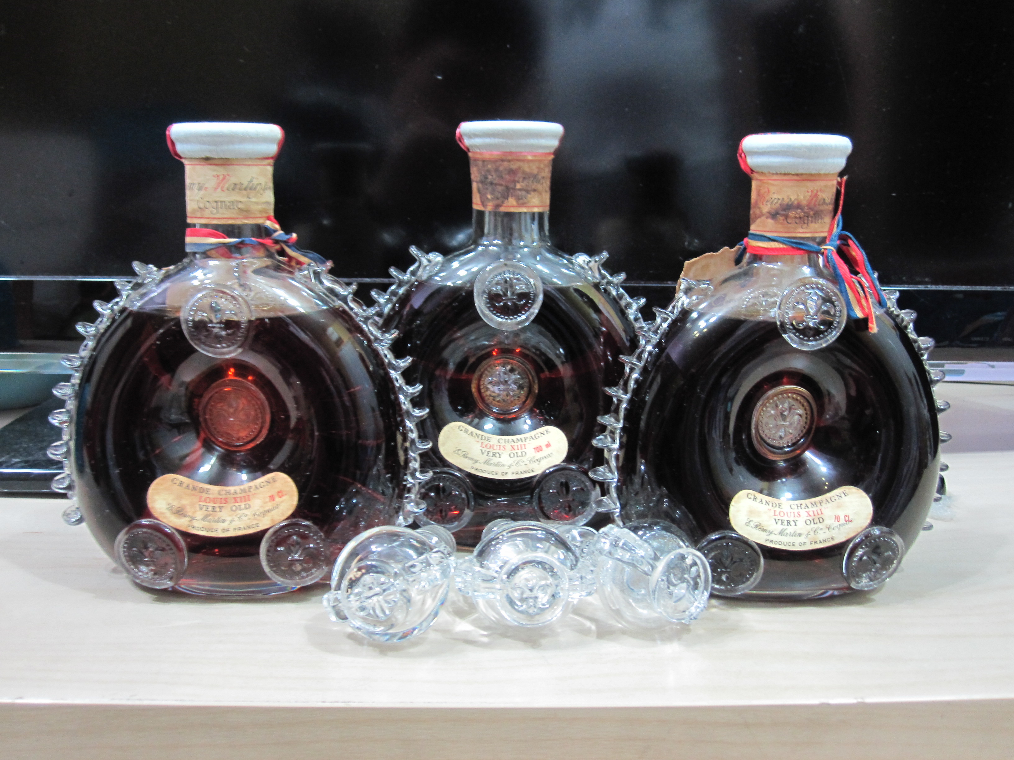 EAU DE SAINT LOUIS 置物 EAU DE SAINT LOUIS 置物 Eau De Saint Louis - Etsy